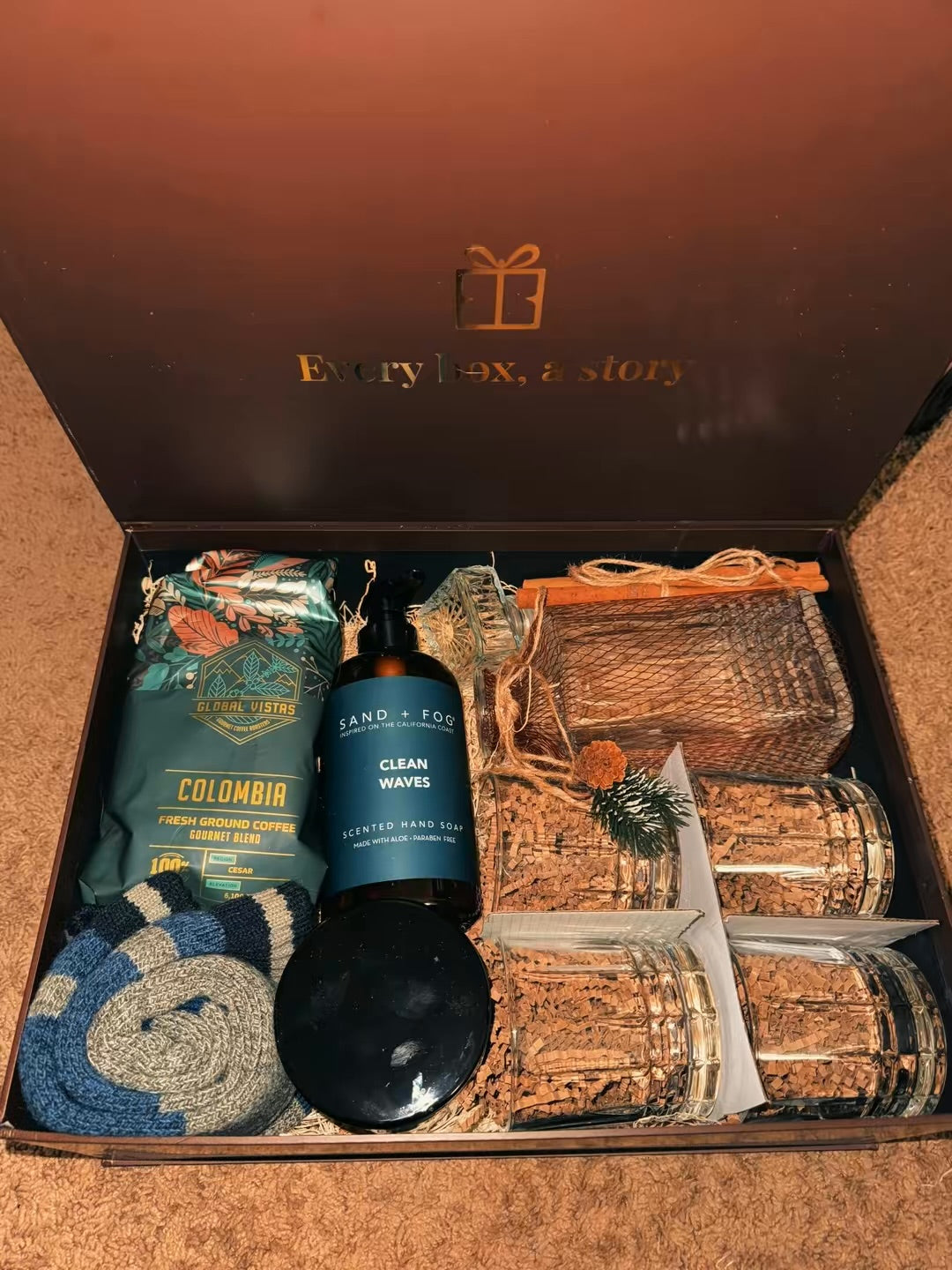 The Gentleman’s Decanter Box